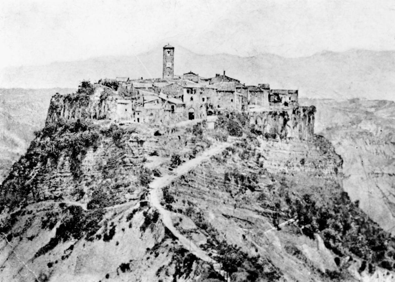 Alessia House Hotel Bagnoregio Exterior foto